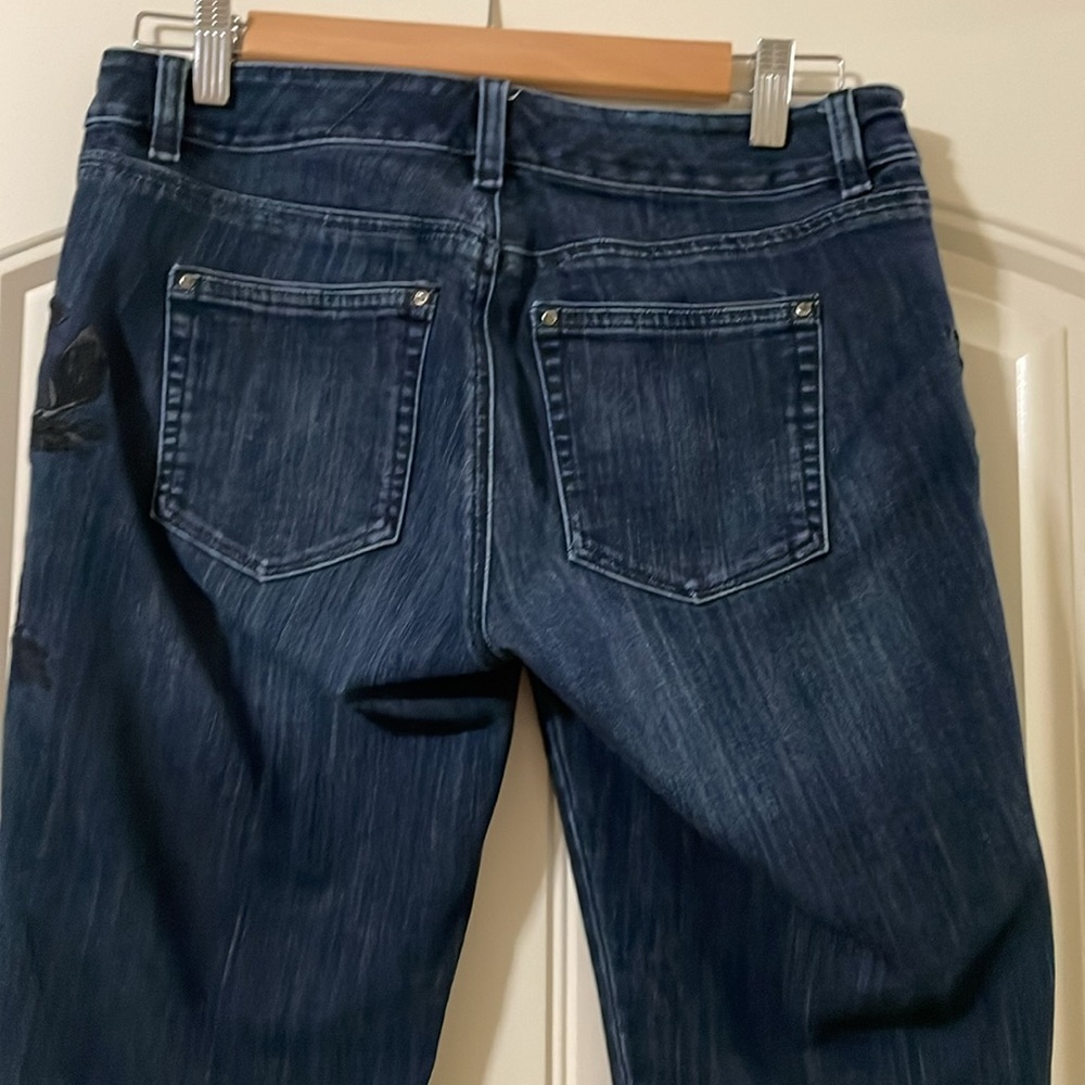 WHBM Blue Jeans Black Flower Design on Sides-4R - Picture 9 of 10